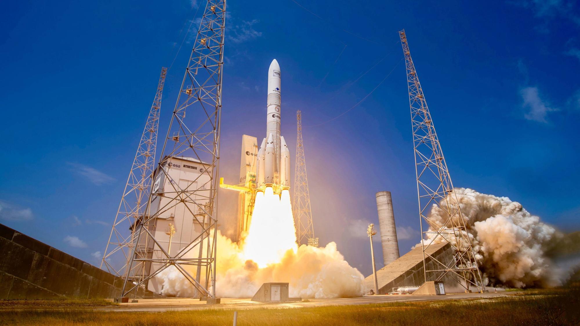 peluncuran satelit Amazon Leo